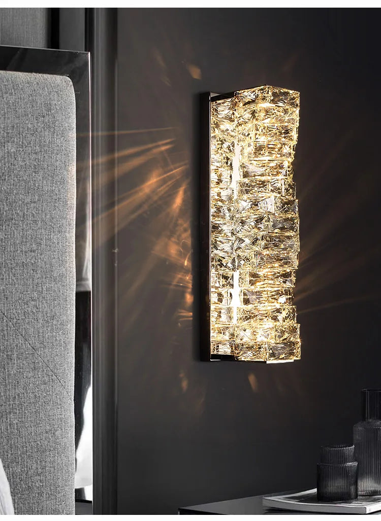 Applique Murale en Cristal  Doré – Élégance Moderne   Luxe  Raffinement             Avis | 4.9     26 évaluations   Venant tous d'achats vérifiés