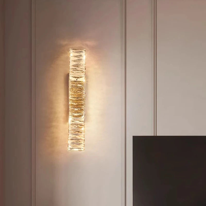 STYLE ELEGANT  HAUT DE GAMME 

"Éclat de Cristal – L’Applique Murale qui Sublime Votre Intérieur"

"Lumière de Luxe : Brillance, Élégance et Technologie LED"

"Faites Scintiller Vos Murs avec le Charme du Cristal"

"