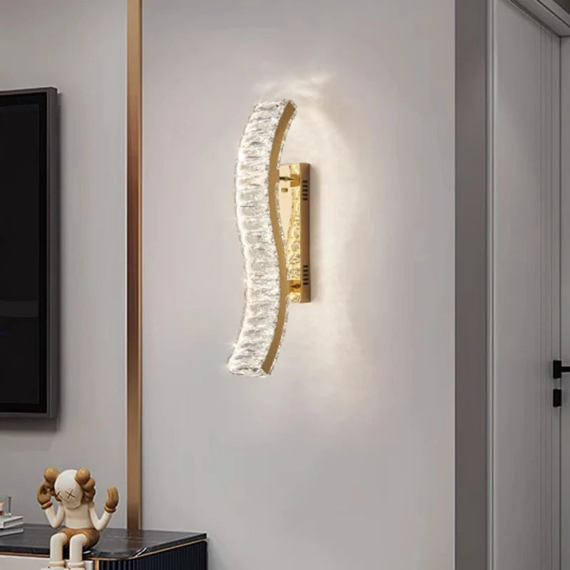 STYLE ELEGANT  HAUT DE GAMME 

"Éclat de Cristal – L’Applique Murale qui Sublime Votre Intérieur"

"Lumière de Luxe : Brillance, Élégance et Technologie LED"

"Faites Scintiller Vos Murs avec le Charme du Cristal"

"