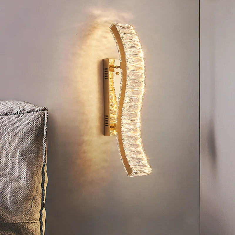 STYLE ELEGANT  HAUT DE GAMME 

"Éclat de Cristal – L’Applique Murale qui Sublime Votre Intérieur"

"Lumière de Luxe : Brillance, Élégance et Technologie LED"

"Faites Scintiller Vos Murs avec le Charme du Cristal"

"